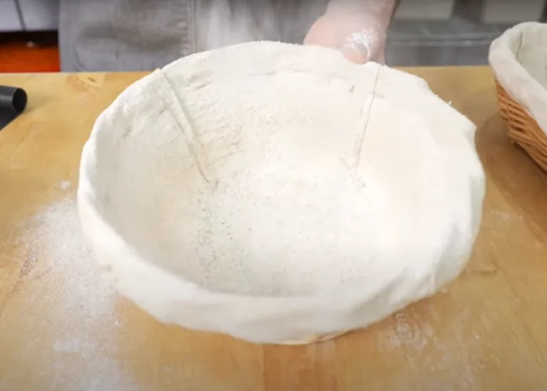 banneton dough dusting rice flour
