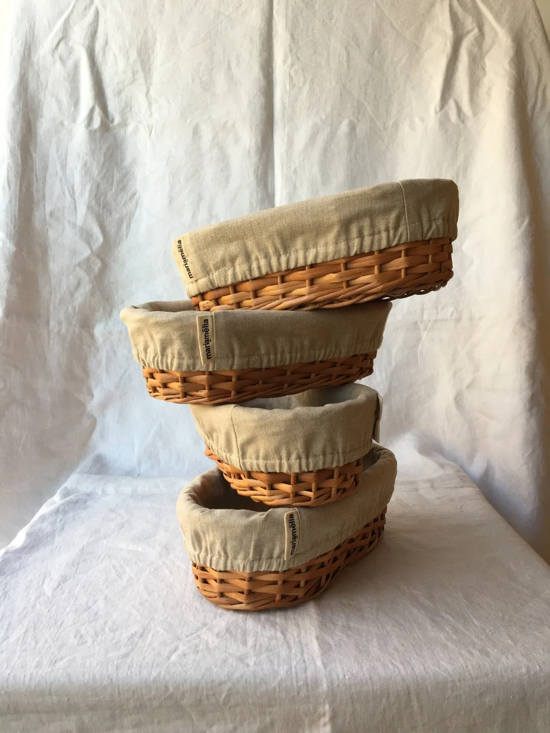 cane banneton vs cloth liner