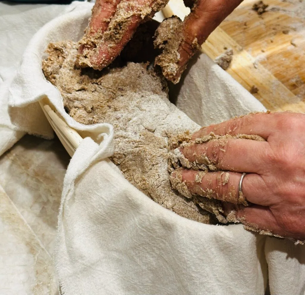 how to choose a proofing basket for rye bread